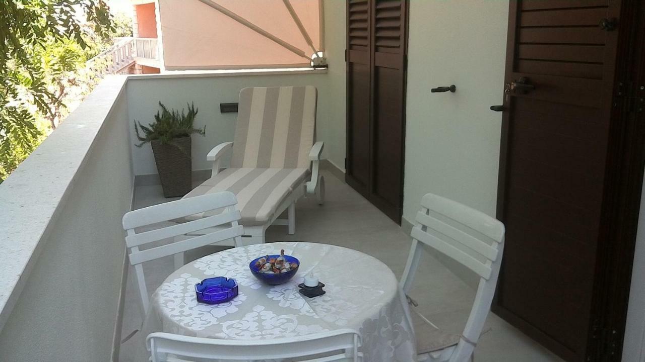 Apartment M&J Supetar Luaran gambar