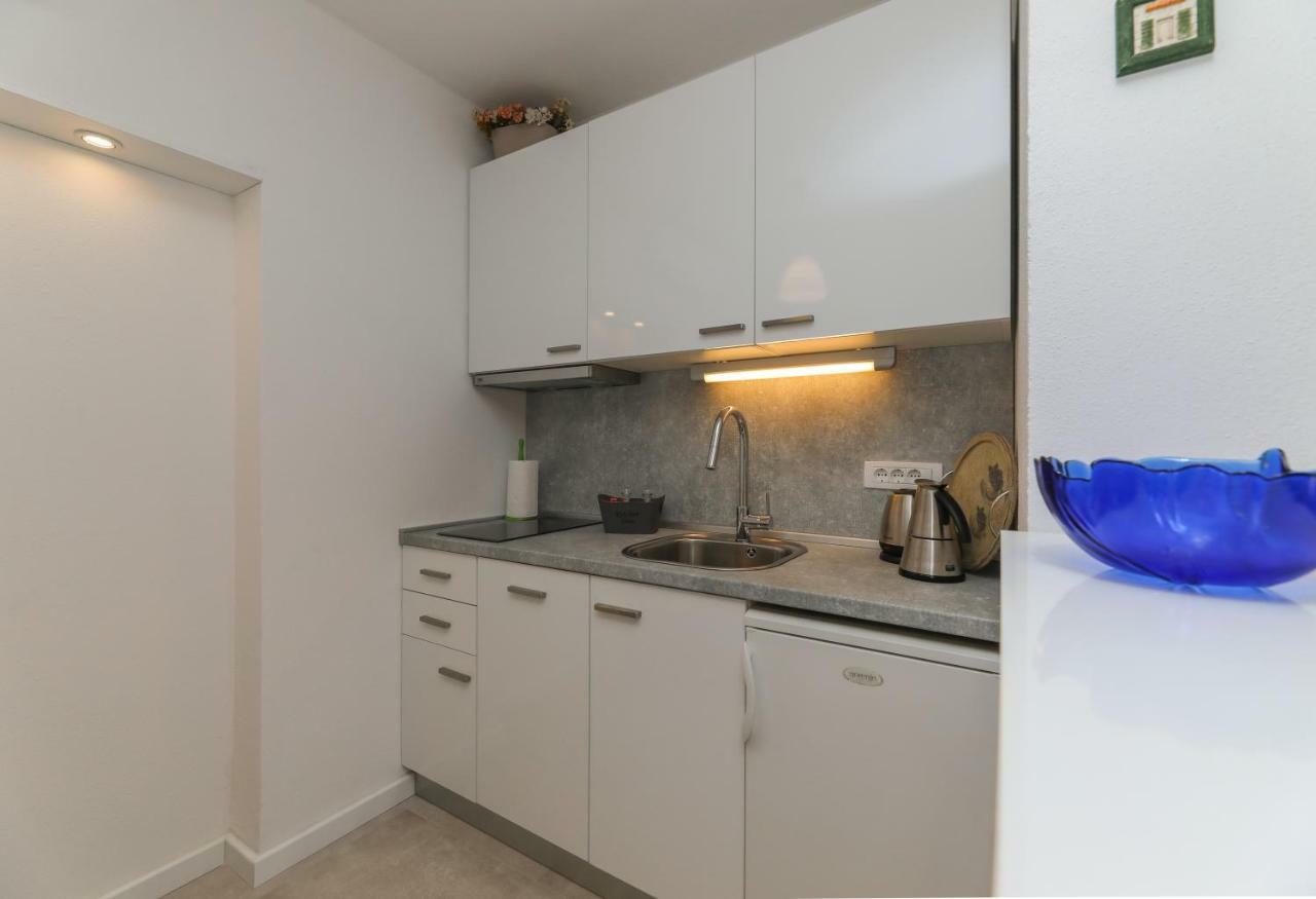 Apartment M&J Supetar Luaran gambar